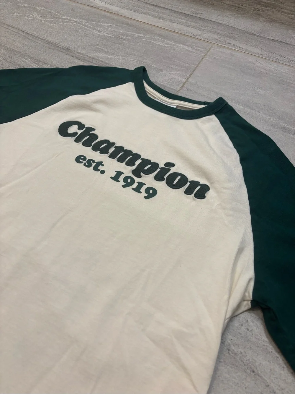 Champion Raglan T-Shirt - Picture 3 of 6